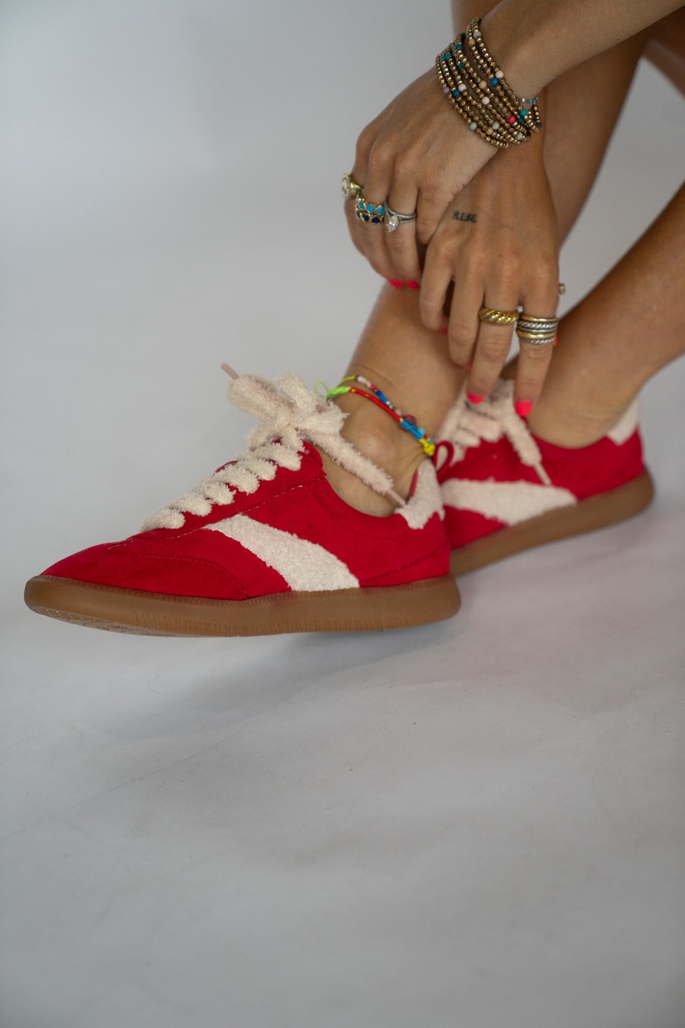 Wylder Sneaker (Multiple Colors)