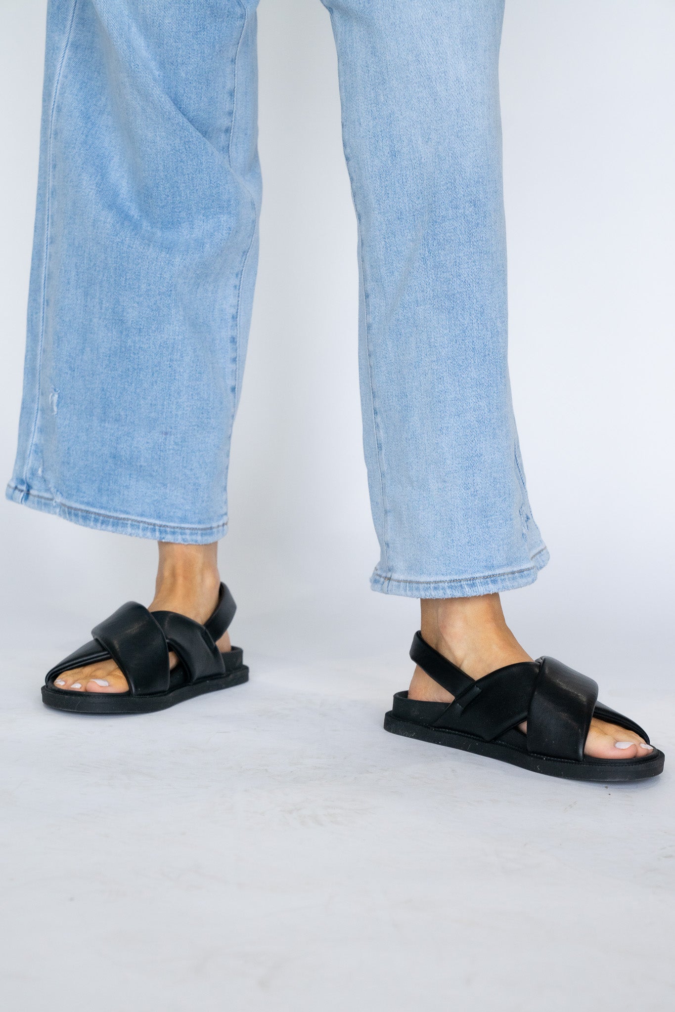 Delta Sandal
