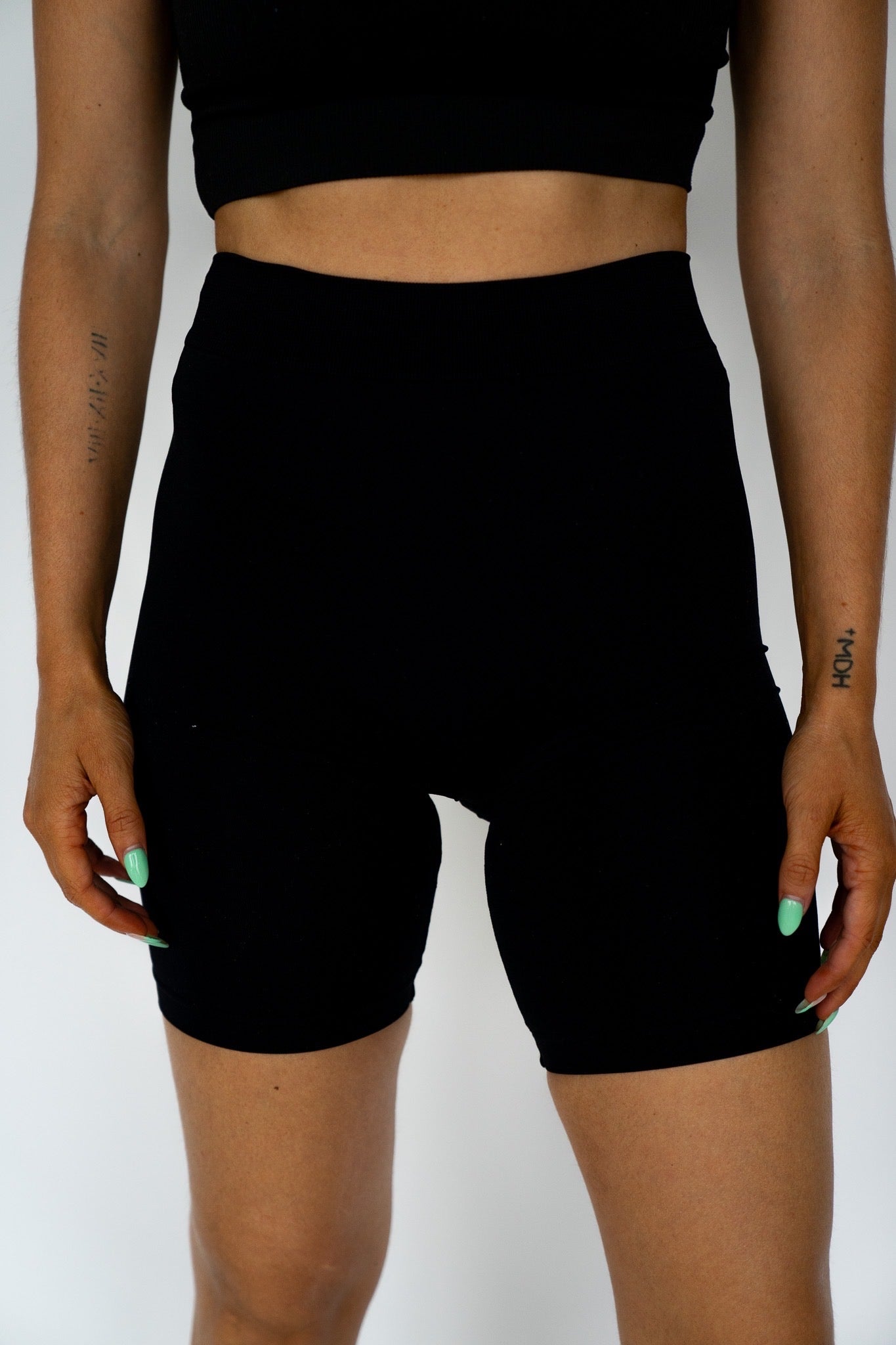 Seamless Biker Shorts (Multiple Colors)