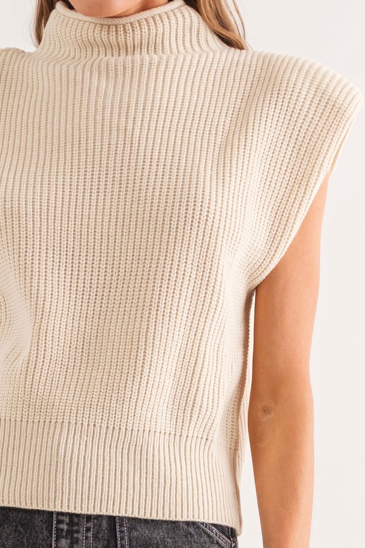 Sly Knit Sweater Vest (Multiple Colors)