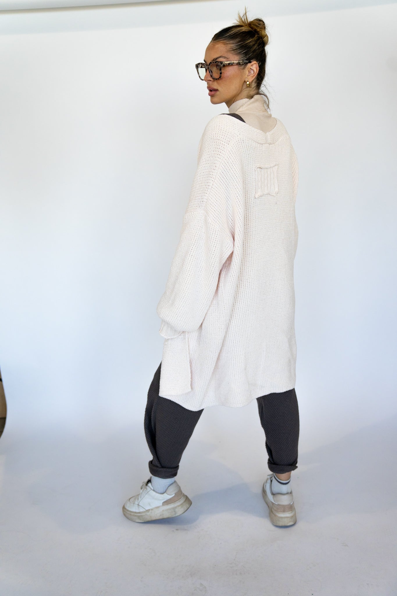 Powder Cream Cardigan