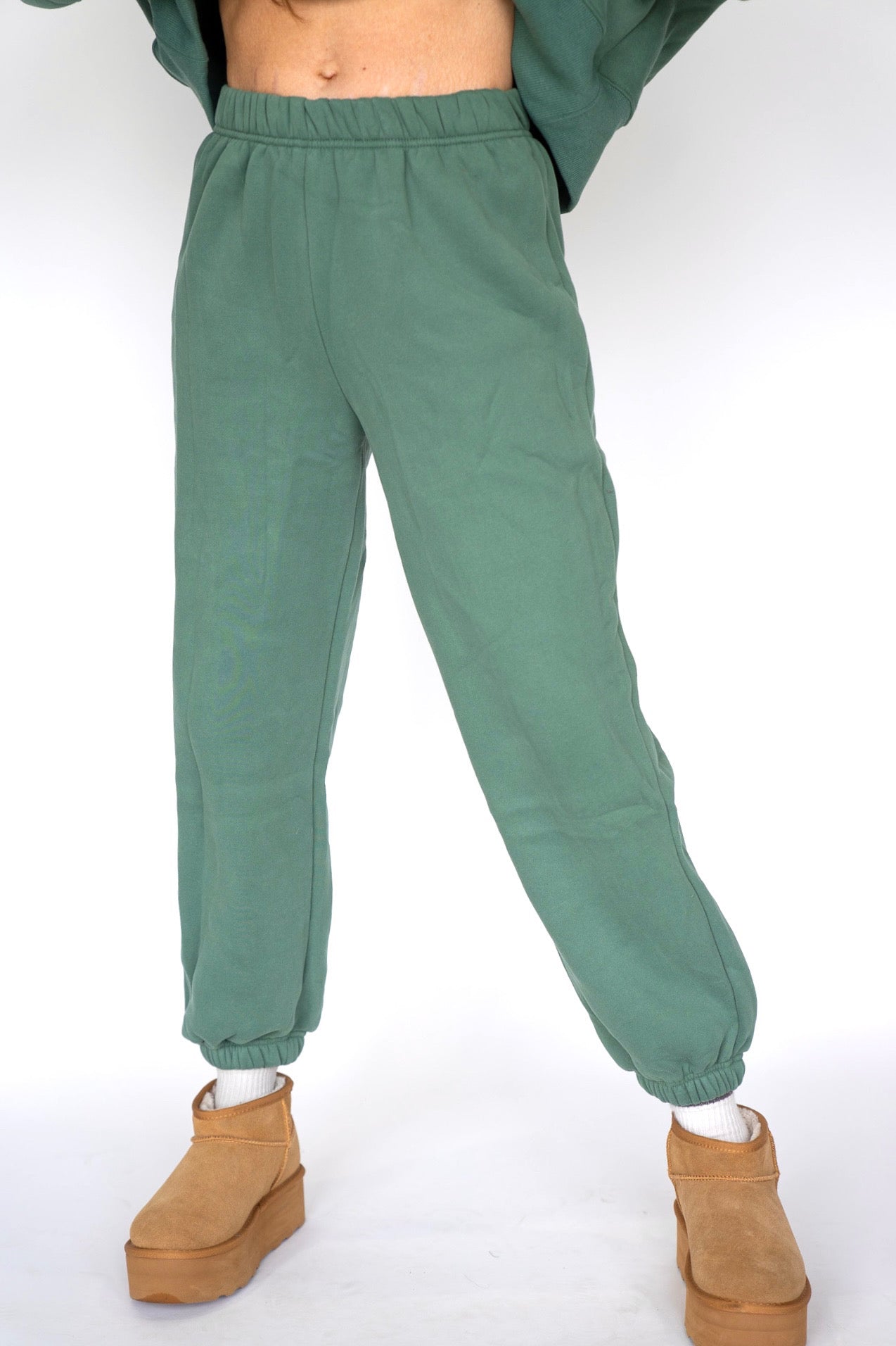 Free Motion Joggers (Multiple Colors)
