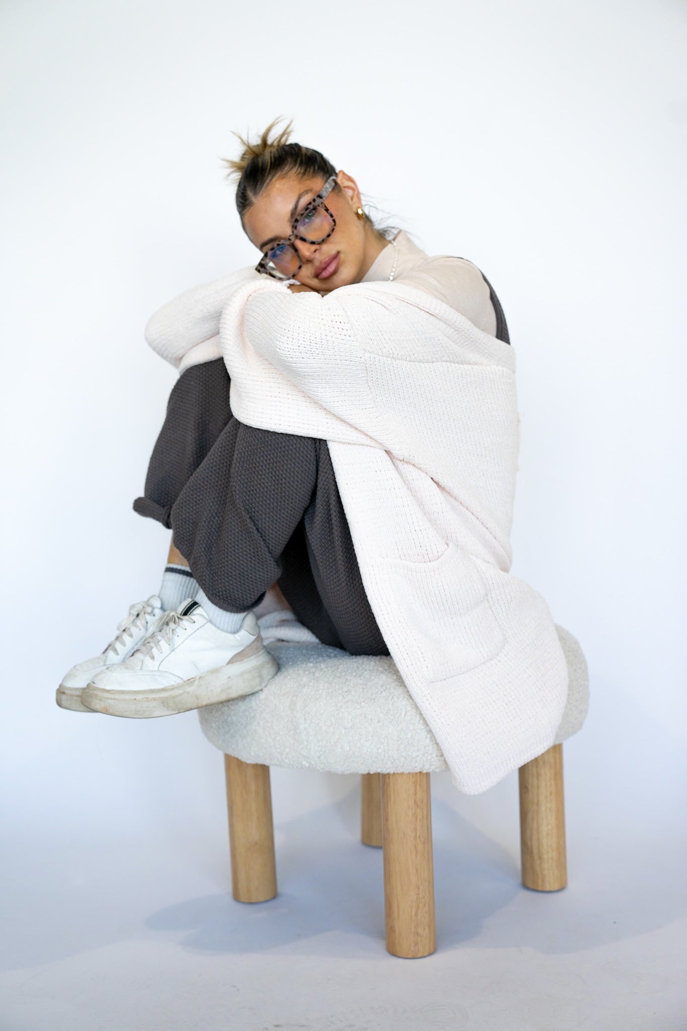 Powder Cream Cardigan