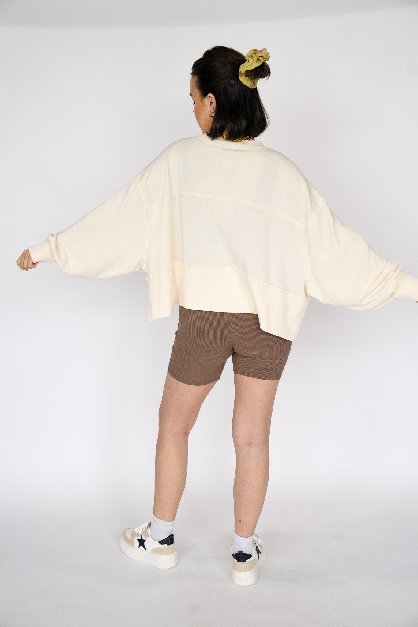Cloud Cropped Pullover
