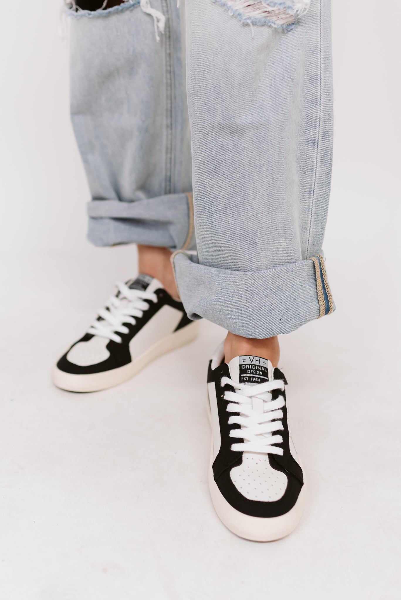 Reflex Sneakers
