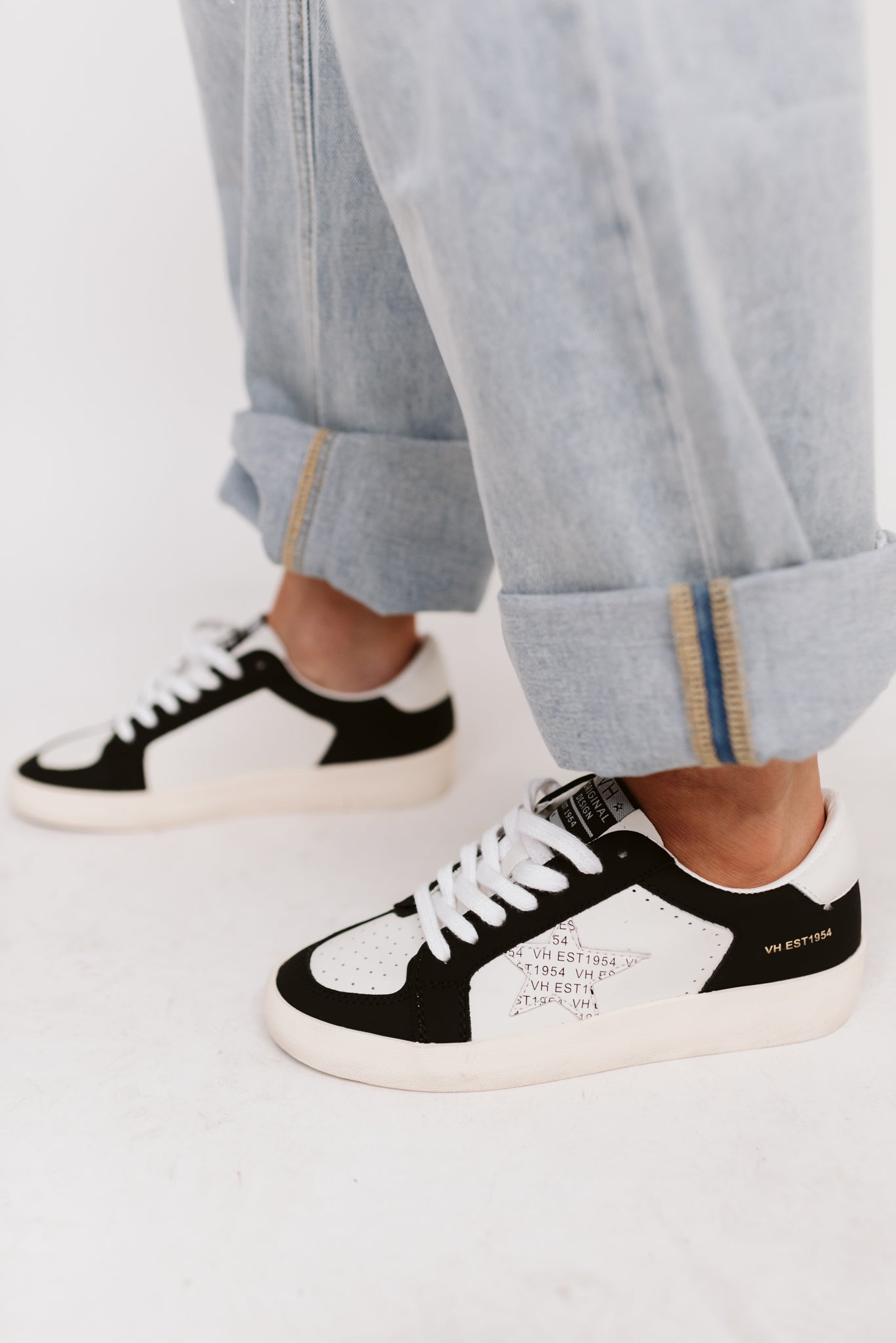 Reflex Sneakers
