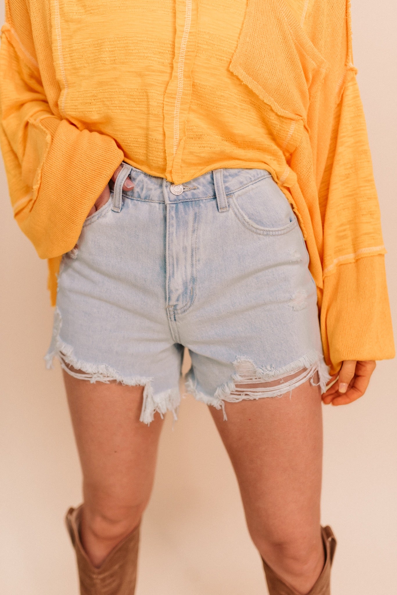 Veranda Distressed Shorts