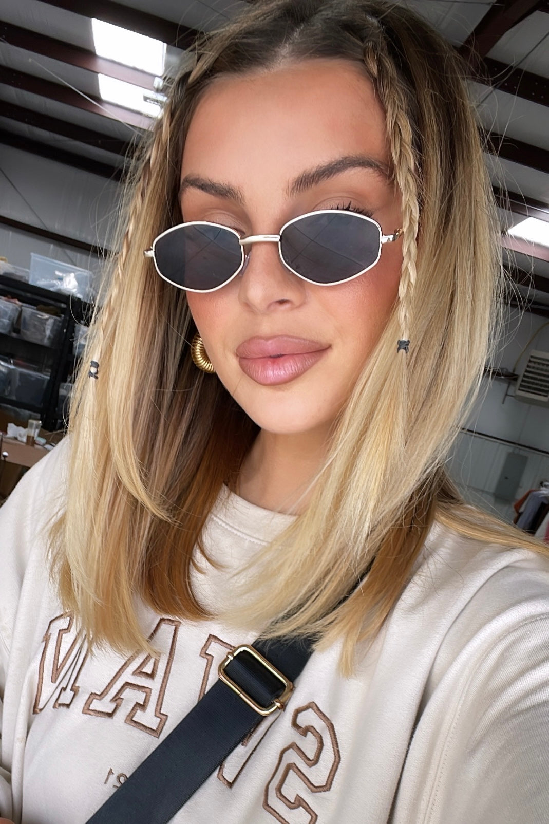 Trendy Oval Sunnies (multiple colos)