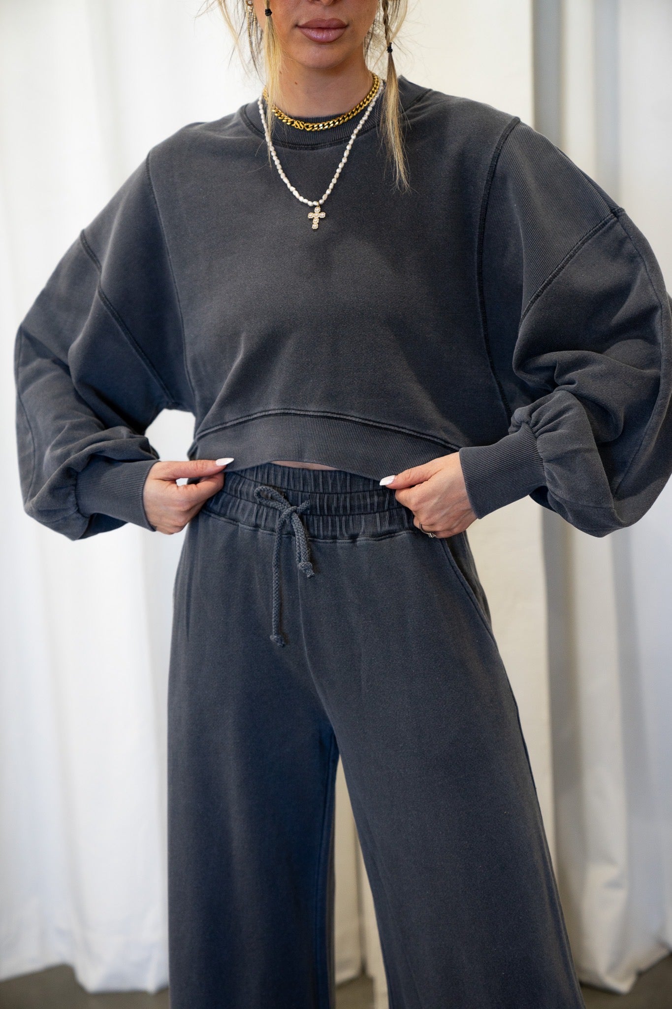 Rayna Ribbed Sweatshirt (Multiple Colors)