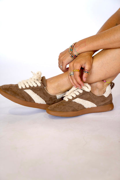 Wylder Sneaker (Multiple Colors)
