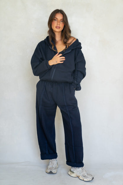 Halo Barrel Sweat Set - Navy