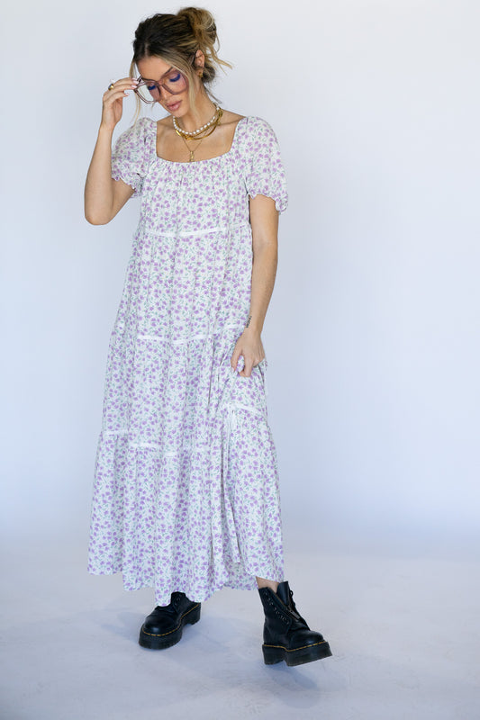 Ribbon Moments Maxi