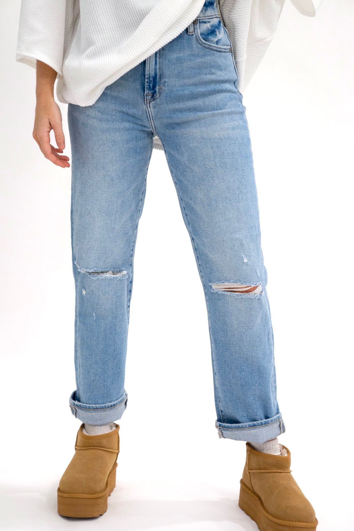 Distressed Tracey Straight Leg