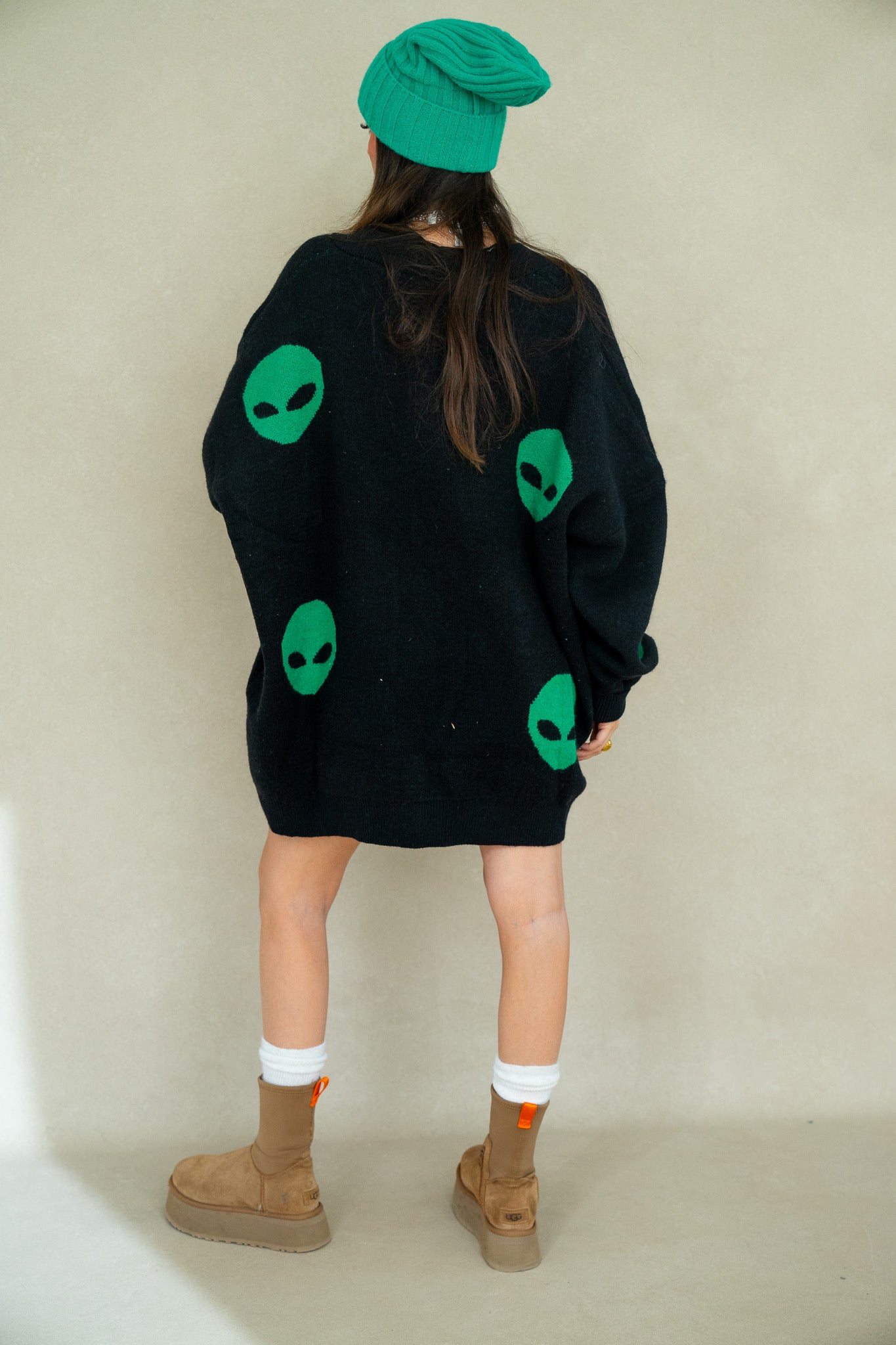 The Alien Cardi