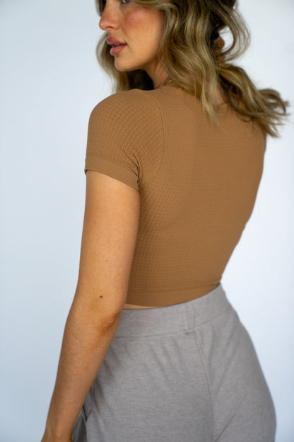 It Factor Crop Top (Multiple Colors)