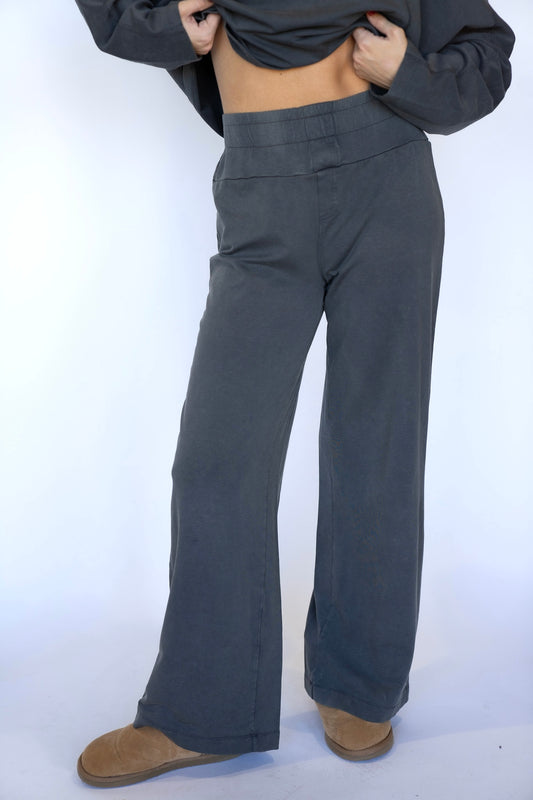 Raegan Pants (Multiple Colors)