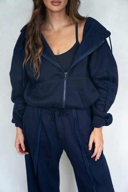 Halo Barrel Sweat Set - Navy