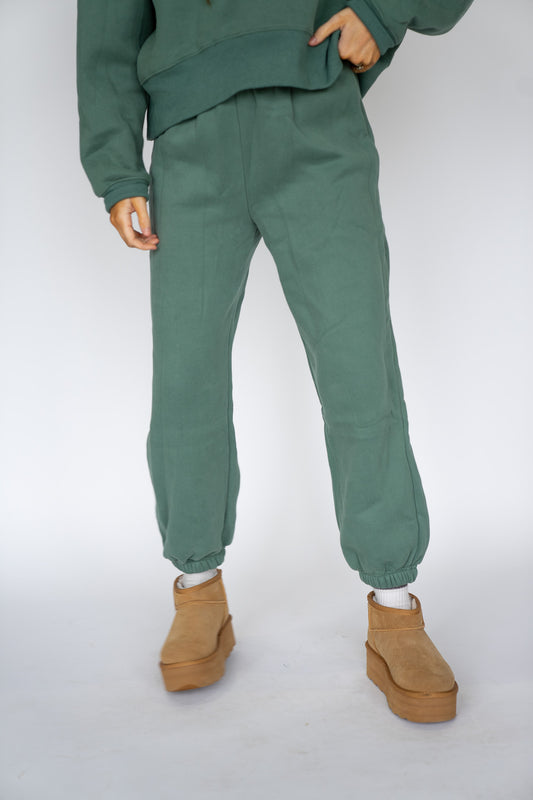 Free Motion Joggers (Multiple Colors)
