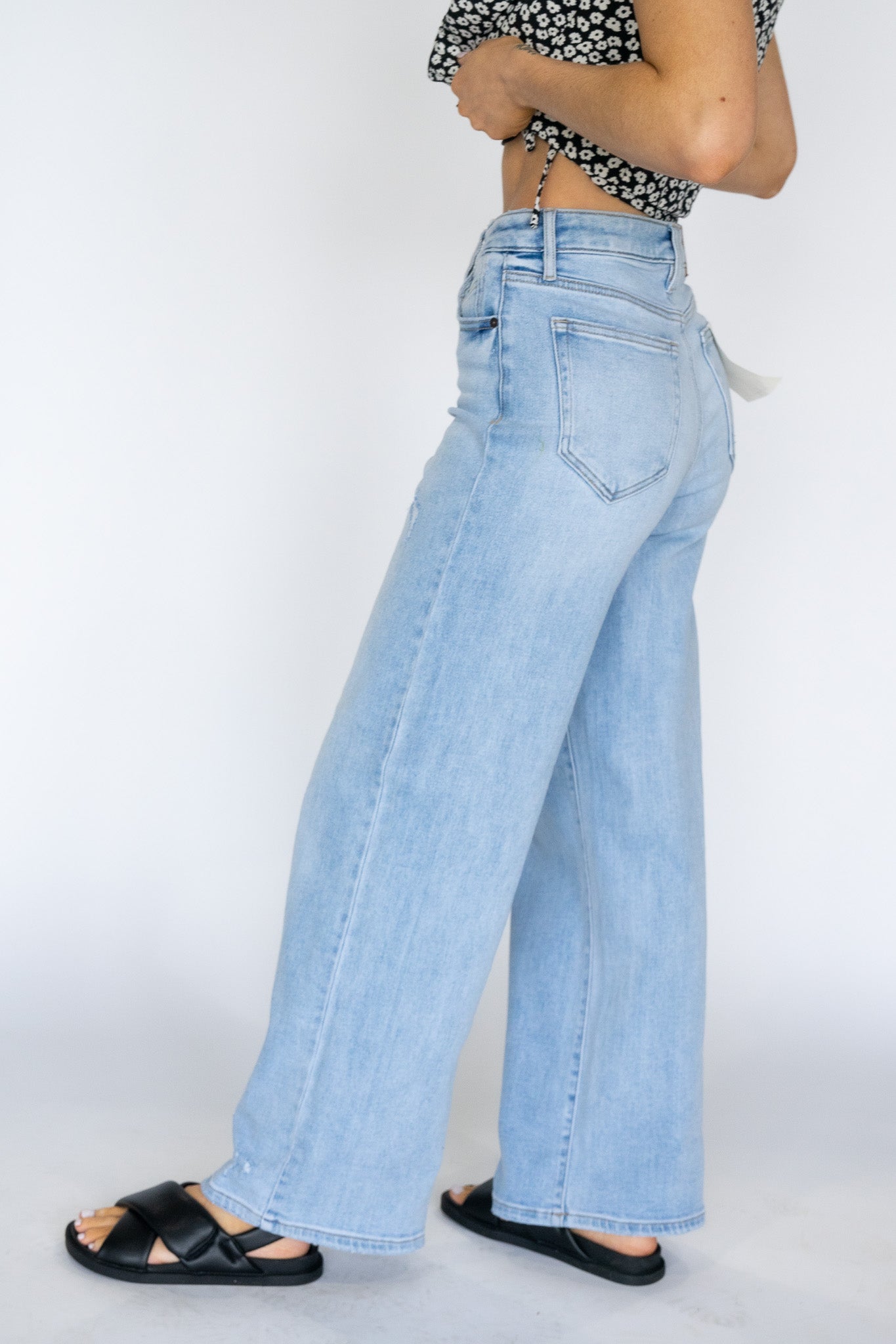 Nori High Rise Blue Jeans