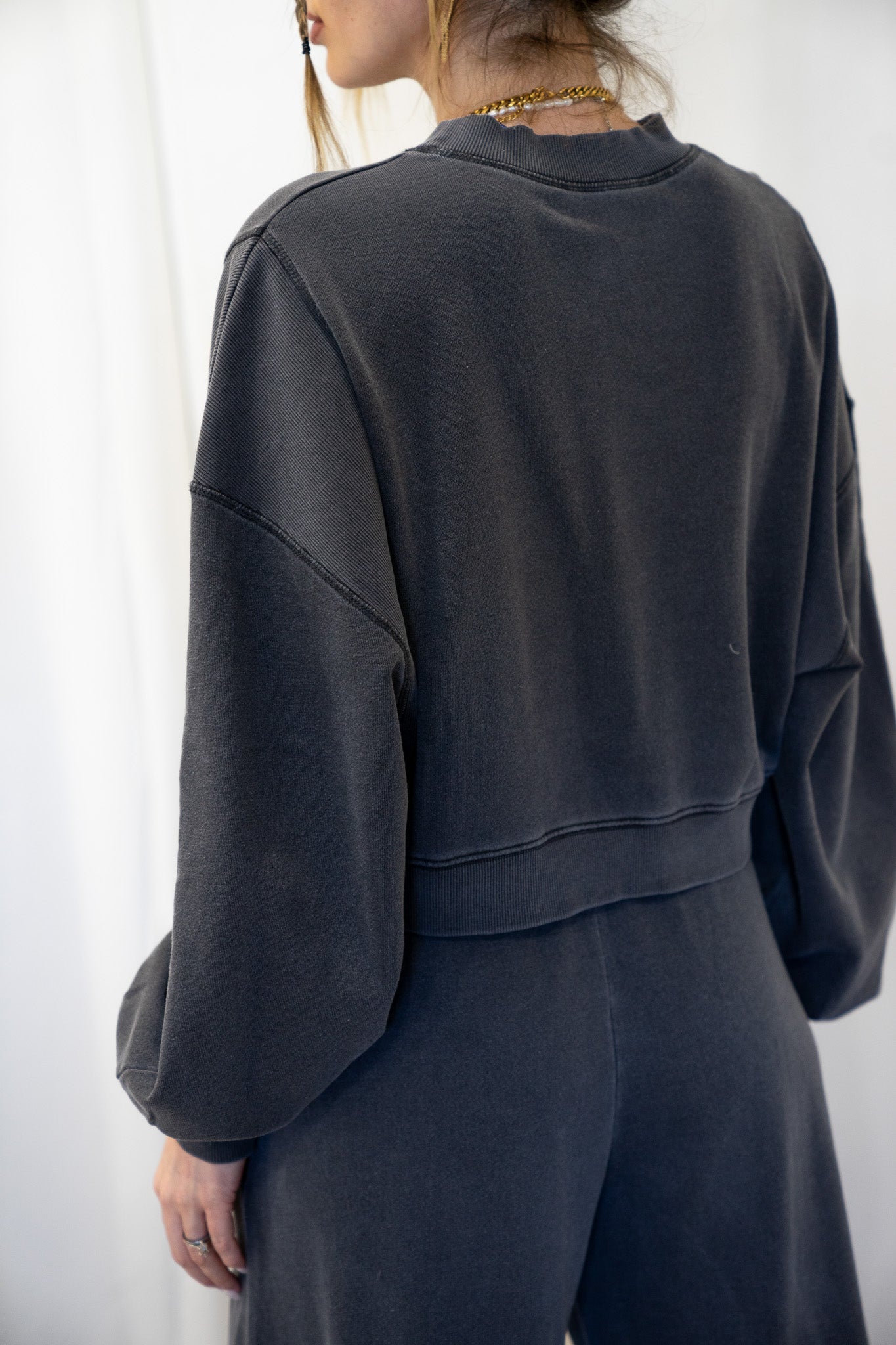 Rayna Ribbed Sweatshirt (Multiple Colors)