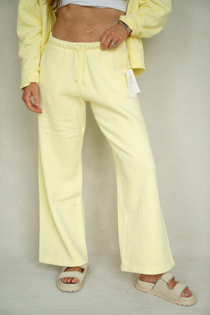 Essential Lemon Sweatpant