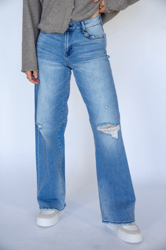 Mid Rise Logan Jeans