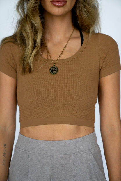 It Factor Crop Top (Multiple Colors)