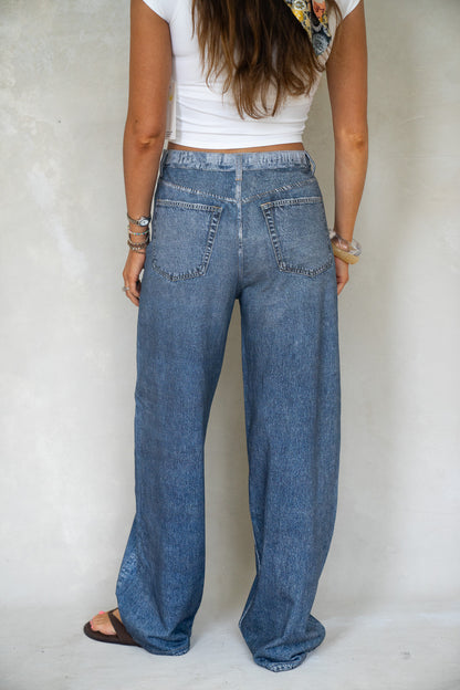 Relaxed Fit Monday Denim