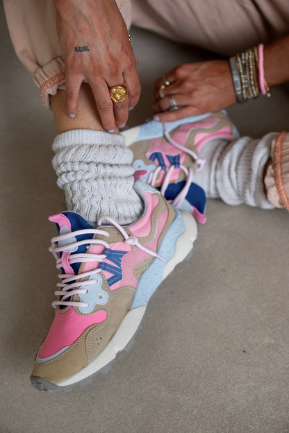 Field Sneakers