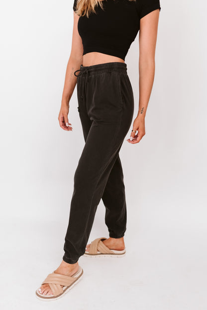 The Lightweight Joggers (Multiple Colors)