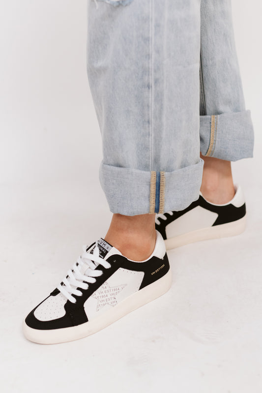 Reflex Sneakers