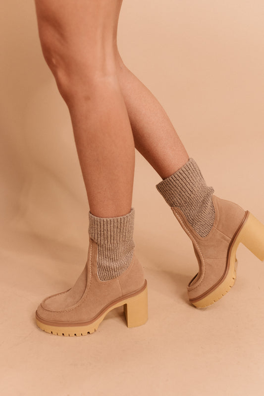 Melanie Boots